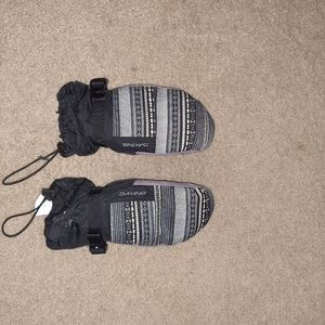 DAKINE snowboarding gloves